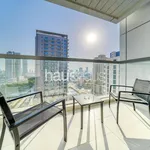 Rent 1 bedroom apartment of 79 m² in Jumeirah Village Circle