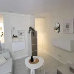 Rent 1 bedroom apartment of 32 m² in lisbon