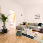 Rent 1 bedroom apartment of 17 m² in Fontainebleau