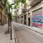 Rent 2 bedroom apartment of 60 m² in barcelona