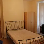 Rent 6 bedroom house in East Midlands