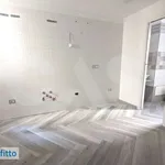 Affitto 2 camera appartamento di 50 m² in Naples