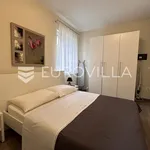 Rent 3 bedroom apartment of 110 m² in Rovinj