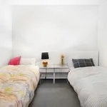 Rent 2 bedroom apartment in Melbourne