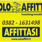 Affitto 5 camera appartamento di 105 m² in Pavia