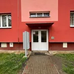 Pronajměte si 2 ložnic/e byt o rozloze 52 m² v Bílina