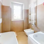 Rent 3 bedroom apartment of 90 m² in Roma