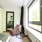 Miete 2 Schlafzimmer wohnung von 65 m² in Cologne