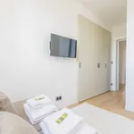 Appartement de 61 m² avec 3 chambre(s) en location à Paris