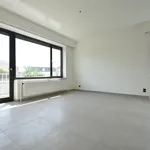 Appartement de 101 m² avec 1 chambre(s) en location à Bilzen