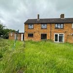 Rent 4 bedroom house in South East England