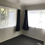 Rent 2 bedroom apartment in Kaipātiki