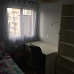 Rent 3 bedroom apartment in Madrid