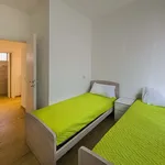 Rent 5 bedroom apartment of 80 m² in Sesto San Giovanni