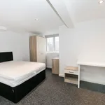 Rent 6 bedroom house in Leeds