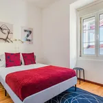 Rent 2 bedroom apartment of 60 m² in Lisbon