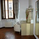 Affitto 4 camera appartamento di 110 m² in Milano