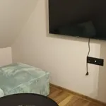 Rent 2 bedroom apartment of 60 m² in Център