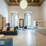 Rent 5 bedroom apartment of 190 m² in Florence