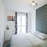 Louez une chambre de 91 m² à Clichy