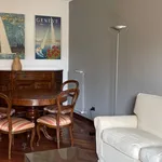 Rent 3 bedroom apartment of 115 m² in Milano