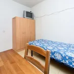 Rent a room of 70 m² in madrid