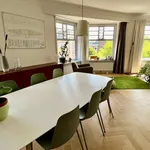 Huur 2 slaapkamer appartement van 129 m² in Den Haag