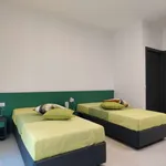 Rent a room in milan