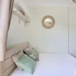 Rent a room in lisbon