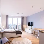 Rent 1 bedroom apartment of 32 m² in Berlin