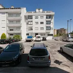 Rent 3 bedroom apartment in Porto