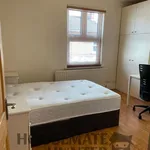 Rent 4 bedroom flat in Leicester