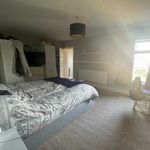 Rent 2 bedroom flat in East Midlands