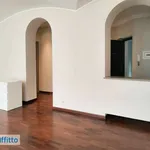 Rent 3 bedroom apartment of 100 m² in Milan