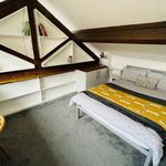 Rent 2 bedroom flat in North West England