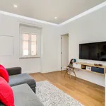 Rent 2 bedroom apartment of 65 m² in Lisbon