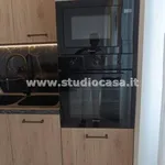 3-room flat via Abeti, Melegnano