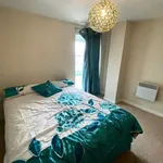 Rent 2 bedroom flat in Wales