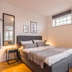 Miete 4 Schlafzimmer wohnung von 65 m² in Magdeburg