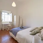 Rent 11 bedroom apartment in Lisbon