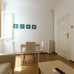 Rent a room of 140 m² in madrid