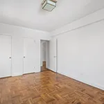 Rent 1 bedroom apartment of 72 m² in Manhattan