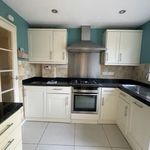 Rent 4 bedroom house in South East England