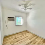 Rent 3 bedroom apartment in Los Feliz