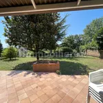 Rent 5 bedroom house of 283 m² in Avellino