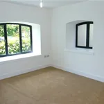 Rent 3 bedroom flat in Hart