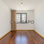 Rent 3 bedroom apartment of 126 m² in Loures