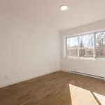 4 bedroom apartment of 893 sq. ft in Montreal