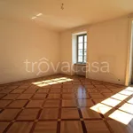 Rent 4 bedroom apartment of 210 m² in Torino