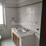Affitto 1 camera appartamento di 120 m² in Reggio Calabria